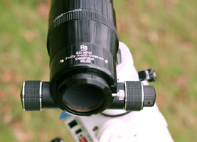 Двухдюймовое отверстие фокусера с медным кольцом.